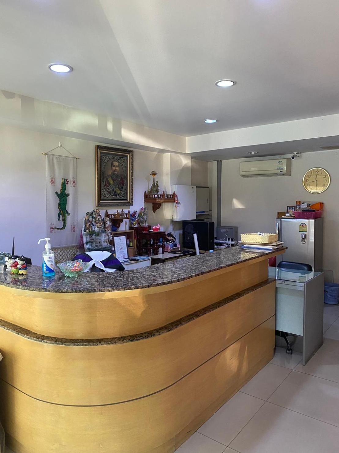 Апартаменты Ladapan Mansion Нонтхабури Экстерьер фото